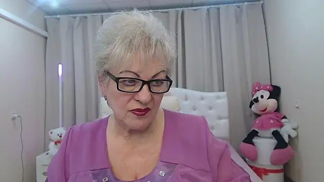 KayleSmoll online show from March 20, 2026, 7:59 pm