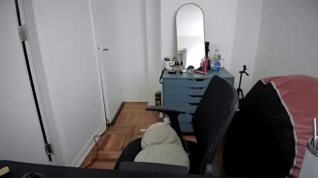 Snapshot of cinnamon_rosa chatting on March 5, 2025, 12:27 am cinnamon rosa online show from March 5, 2025, 12:27 am