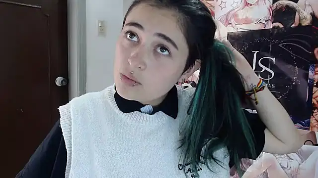 Nylaahh  online show from October 16, 2025, 7:11 pm