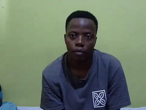 QUEEN-LIZ online show from November 9, 2025, 6:06 am