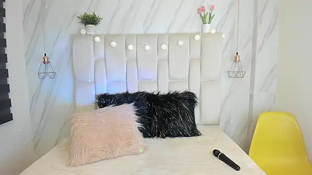 Esteff  o2 online show from February 28, 2025, 8:18 pm