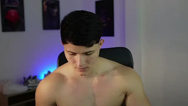 Snapshot of Hazzan_Velez chatting on September 23, 2025, 12:28 am Hazzan Velez online show from September 23, 2025, 12:28 am