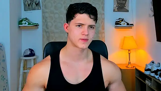 Snapshot of Hazzan_Velez chatting on January 15, 2025, 3:00 am Hazzan Velez online show from January 15, 2025, 3:00 am