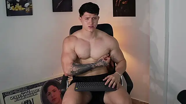 Hazzan Velez online show from April 14, 2026, 8:58 pm