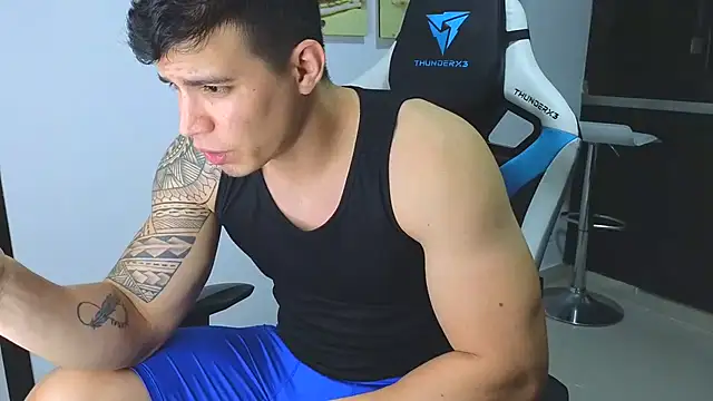 Snapshot of Ethanstill1 chatting on February 1, 2025, 3:52 am Ethanstill1 online show from February 1, 2025, 3:52 am