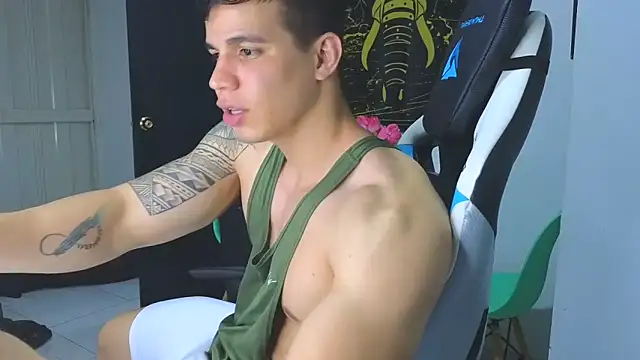 Snapshot of Ethanstill1 chatting on March 14, 2025, 3:04 am Ethanstill1 online show from March 14, 2025, 3:04 am