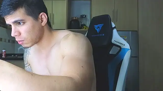 Snapshot of Ethanstill1 chatting on September 16, 2025, 2:12 am Ethanstill1 online show from September 16, 2025, 2:12 am