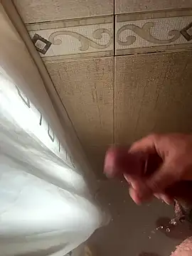 pollxxx20 online show from January 9, 2026, 12:34 pm