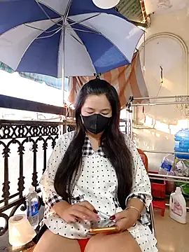 Snapshot of lyna_bl chatting on November 29, 2025, 11:38 pm lyna bl online show from November 29, 2025, 11:38 pm