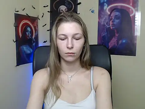 StrangerGi online show from May 30, 2026, 5:58 am