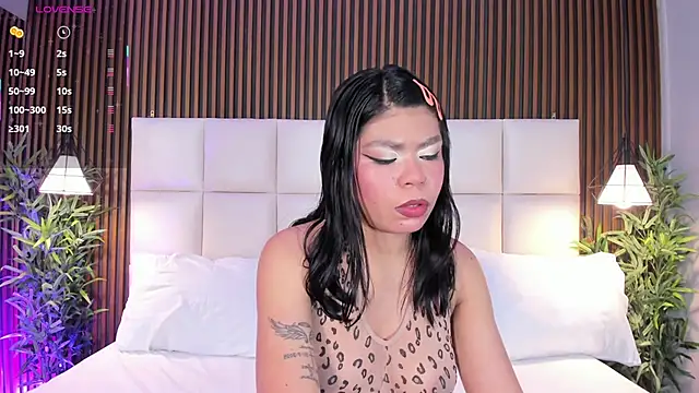 Snapshot of CailynBrowm chatting on December 3, 2025, 4:24 am CailynBrowm online show from December 3, 2025, 4:24 am