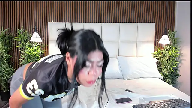 Snapshot of CailynBrowm chatting on December 14, 2025, 4:29 am CailynBrowm online show from December 14, 2025, 4:29 am