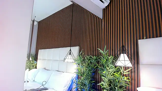 Snapshot of CailynBrowm chatting on November 23, 2025, 4:33 am CailynBrowm online show from November 23, 2025, 4:33 am