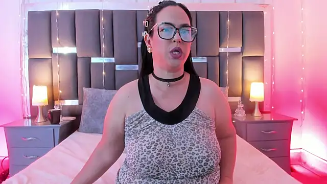 Snapshot of talivega chatting on December 22, 2025, 8:09 pm talivega online show from December 22, 2025, 8:09 pm