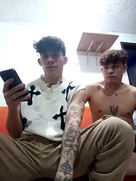 Snapshot of thiagomurphyy chatting on October 27, 2025, 6:14 am thiagomurphyy online show from October 27, 2025, 6:14 am