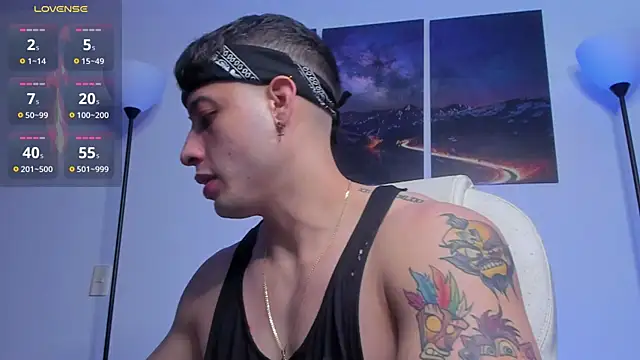 Snapshot of matt_saill chatting on November 25, 2025, 1:22 pm matt saill online show from November 25, 2025, 1:22 pm