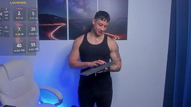 Snapshot of matt_saill chatting on October 19, 2025, 1:30 am matt saill online show from October 19, 2025, 1:30 am