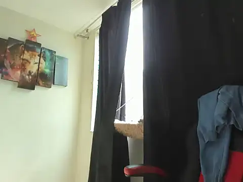 Snapshot of liiarosex chatting on June 24, 2026, 7:33 pm liiarosex online show from June 24, 2026, 7:33 pm