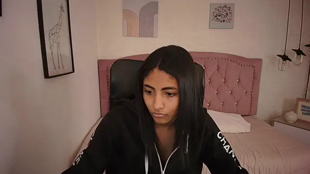 Snapshot of shaneelle chatting on November 20, 2025, 3:07 am shaneelle online show from November 20, 2025, 3:07 am