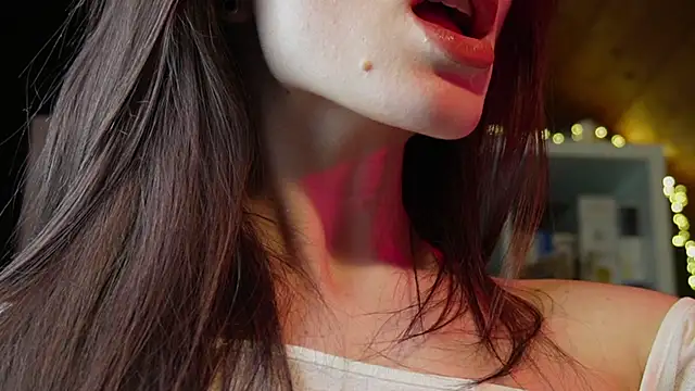 Snapshot of feelmetouchme chatting on January 6, 2026, 8:02 pm feelmetouchme online show from January 6, 2026, 8:02 pm