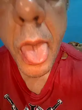 Snapshot of Carlossantos07 chatting on March 27, 2026, 10:27 am Carlossantos07 online show from March 27, 2026, 10:27 am
