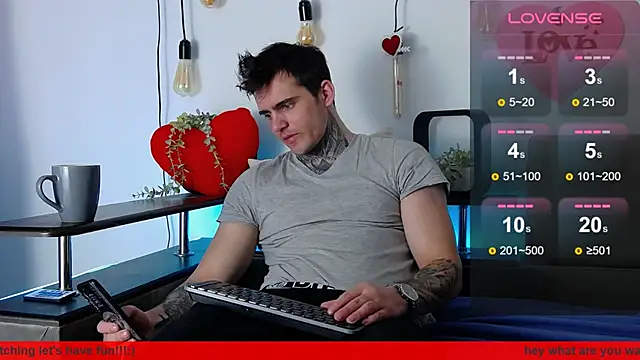 Snapshot of CarterCole chatting on February 9, 2025, 8:10 am CarterCole online show from February 9, 2025, 8:10 am