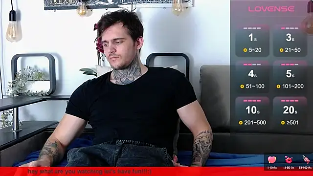 Snapshot of CarterCole chatting on March 7, 2025, 2:01 pm CarterCole online show from March 7, 2025, 2:01 pm