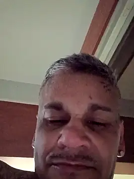 cozydadd online show from October 30, 2025, 5:50 am