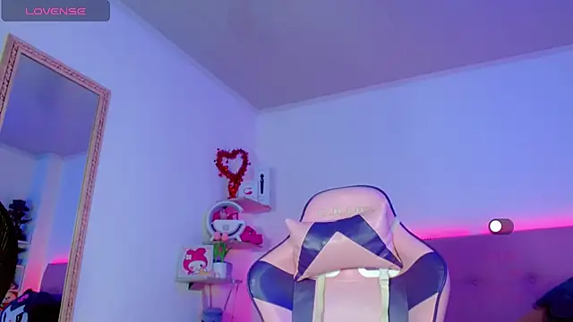 Snapshot of Kylie_brokee chatting on March 6, 2025, 12:10 am Kylie brokee online show from March 6, 2025, 12:10 am