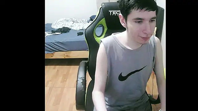 Snapshot of Twink_martinboy chatting on January 1, 2025, 6:58 am Twink martinboy online show from January 1, 2025, 6:58 am