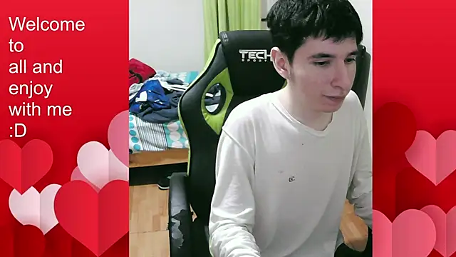 Snapshot of Twink_martinboy chatting on October 24, 2025, 2:10 am Twink martinboy online show from October 24, 2025, 2:10 am