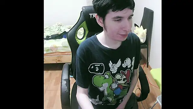 Snapshot of Twink_martinboy chatting on January 21, 2025, 1:50 am Twink martinboy online show from January 21, 2025, 1:50 am