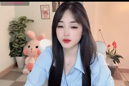  Aimy  online show from November 15, 2025, 4:05 am