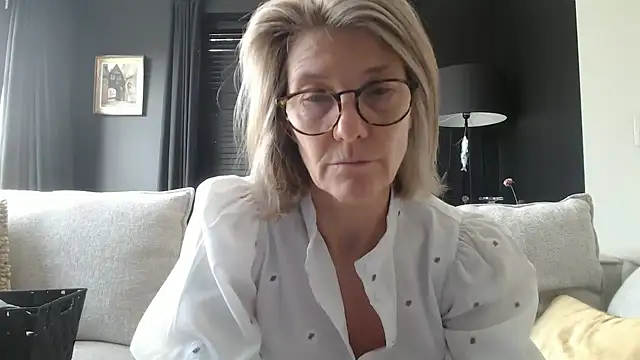 godinflower online show from September 22, 2025, 12:33 pm