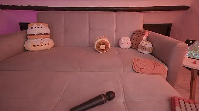 -SofiaCastillo- online show from March 28, 2026, 10:44 pm