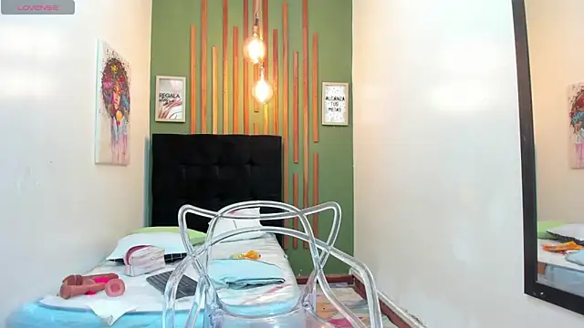 Snapshot of BustyAmanda chatting on February 20, 2026, 12:18 pm BustyAmanda online show from February 20, 2026, 12:18 pm