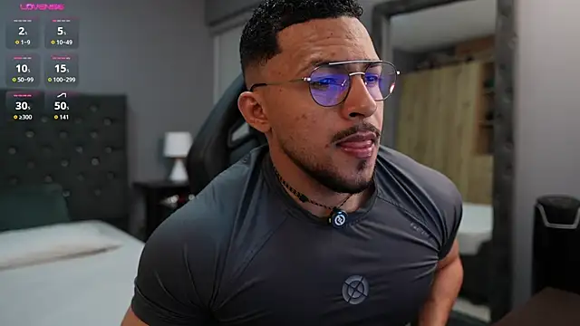 Martin Logan online show from April 6, 2026, 11:06 pm