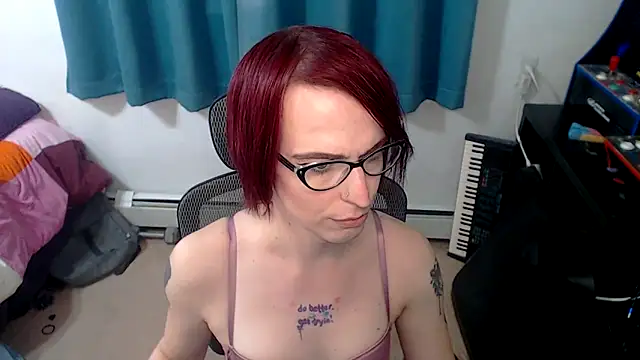 Snapshot of RyffBurnz chatting on November 6, 2025, 6:23 pm RyffBurnz online show from November 6, 2025, 6:23 pm