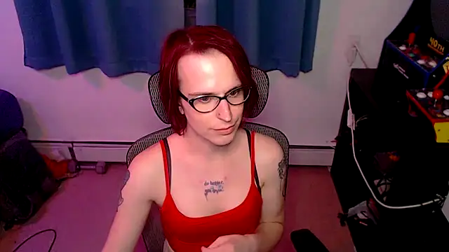 Snapshot of RyffBurnz chatting on December 3, 2025, 5:08 am RyffBurnz online show from December 3, 2025, 5:08 am