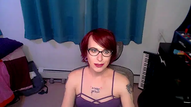 Snapshot of RyffBurnz chatting on November 3, 2025, 3:01 am RyffBurnz online show from November 3, 2025, 3:01 am