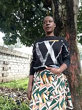 Snapshot of Xtra_bootie chatting on November 7, 2025, 5:23 am Xtra bootie online show from November 7, 2025, 5:23 am