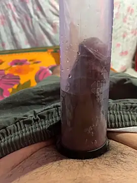 Snapshot of king_cum_ chatting on December 5, 2025, 2:59 pm king cum online show from December 5, 2025, 2:59 pm