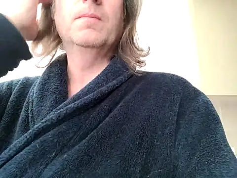 JulianJ50 online show from March 3, 2025, 9:34 am