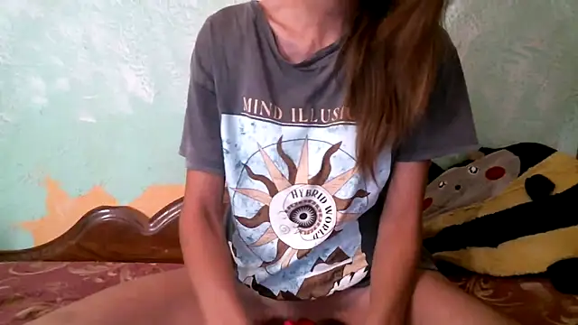 Snapshot of DennisXCaroll chatting on November 13, 2025, 8:18 am DennisXCaroll online show from November 13, 2025, 8:18 am