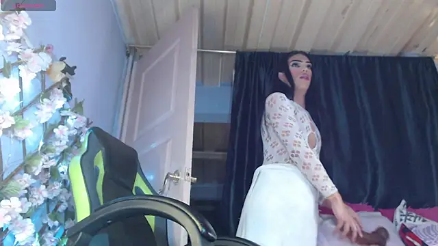 Snapshot of MARGOTFERRER chatting on January 9, 2026, 6:09 am MARGOTFERRER online show from January 9, 2026, 6:09 am