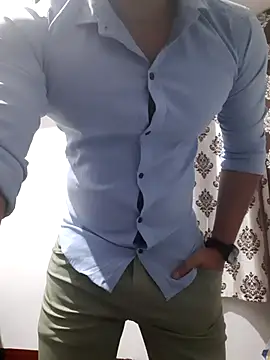 Guyinshortss online show from November 21, 2025, 7:02 pm