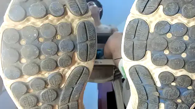 Snapshot of MasterSEX420 chatting on November 7, 2025, 12:26 am MasterSEX420 online show from November 7, 2025, 12:26 am