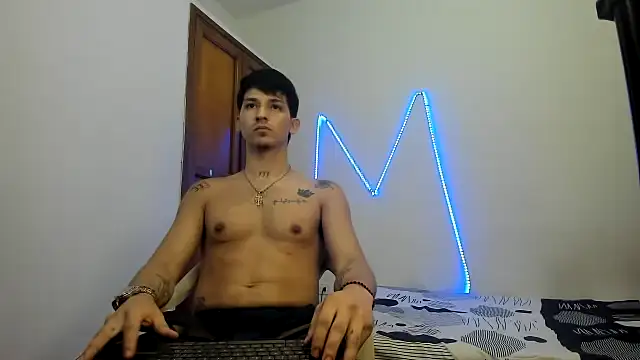 Snapshot of MasterSEX420 chatting on November 13, 2025, 3:49 pm MasterSEX420 online show from November 13, 2025, 3:49 pm