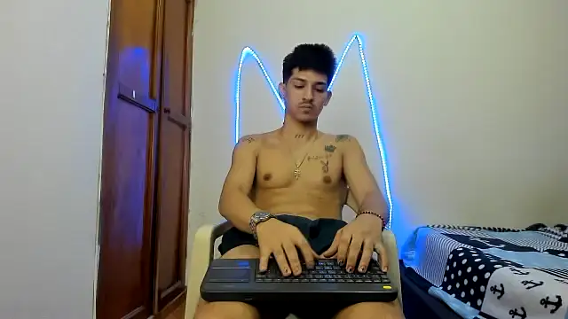 Snapshot of MasterSEX420 chatting on November 29, 2025, 1:22 pm MasterSEX420 online show from November 29, 2025, 1:22 pm