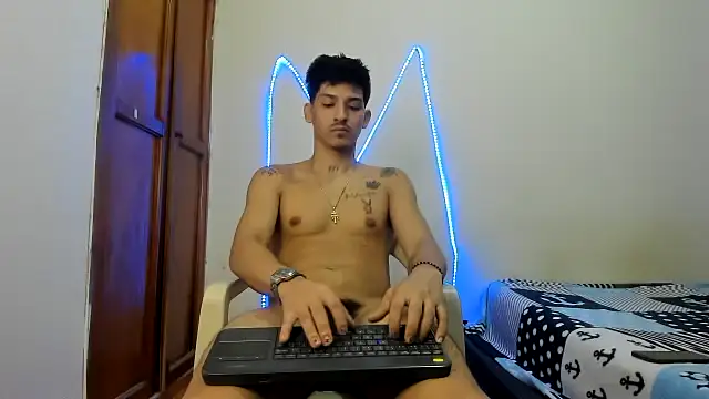 Snapshot of MasterSEX420 chatting on November 30, 2025, 1:23 pm MasterSEX420 online show from November 30, 2025, 1:23 pm